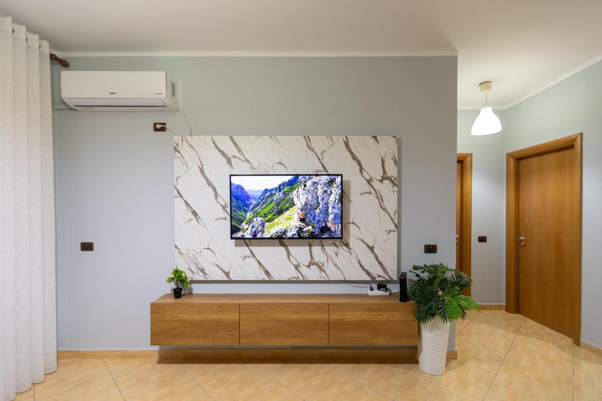 Da Vinci Apartment Vlore Exterior photo
