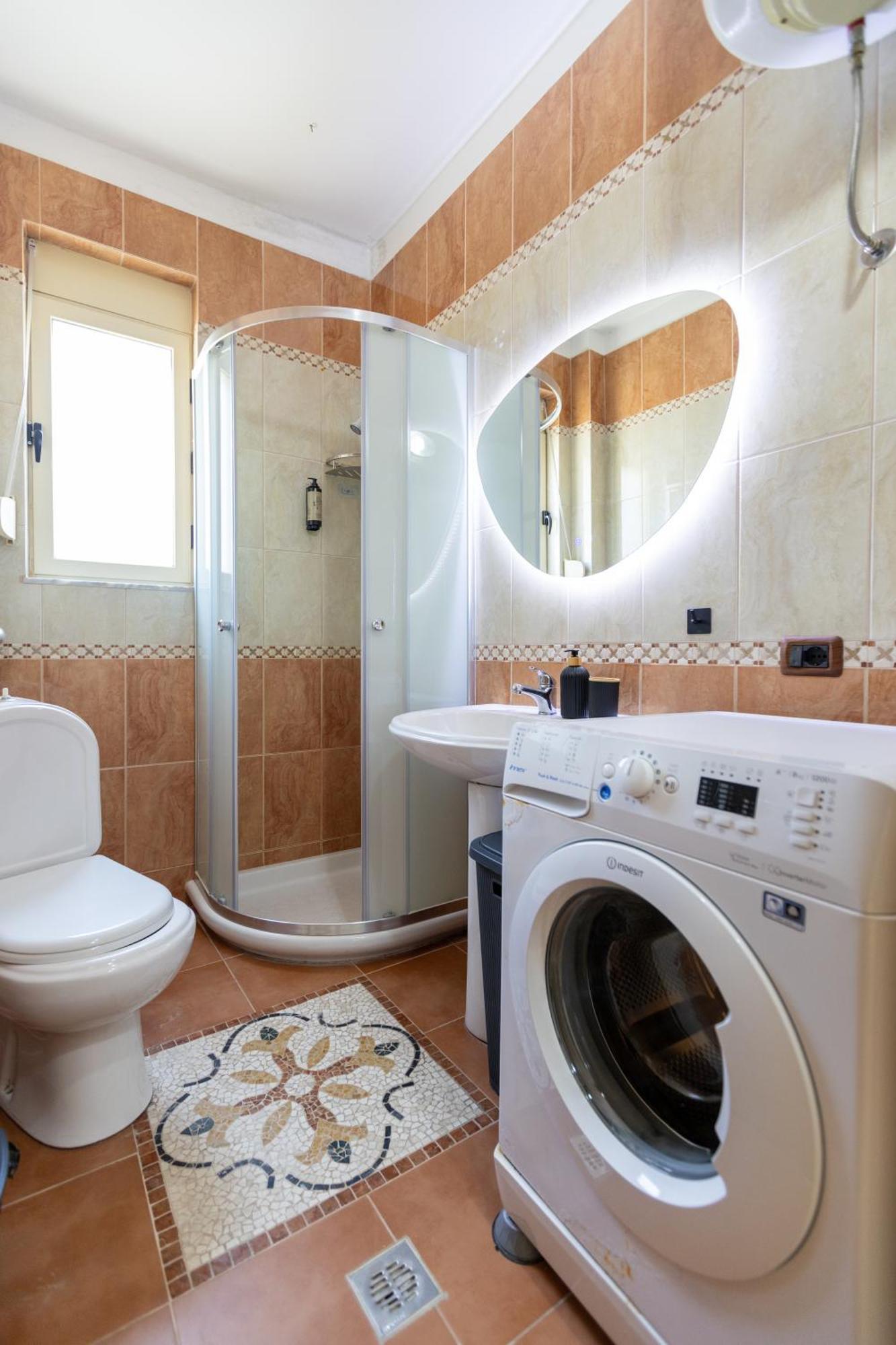 Da Vinci Apartment Vlore Exterior photo