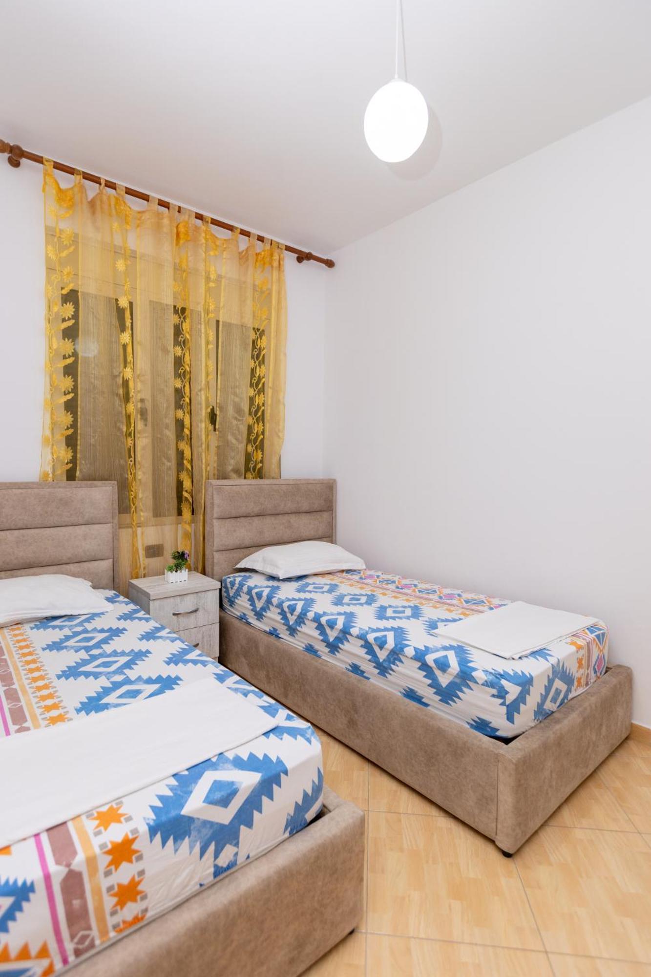 Da Vinci Apartment Vlore Exterior photo