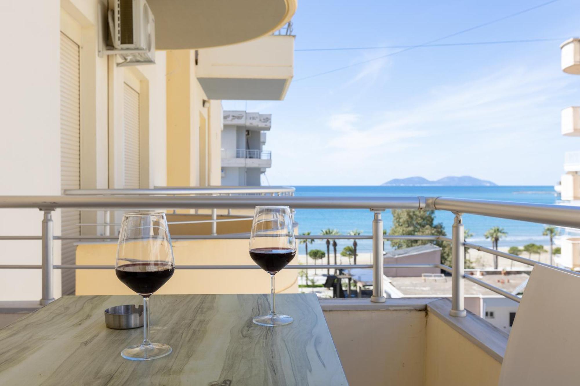 Da Vinci Apartment Vlore Exterior photo